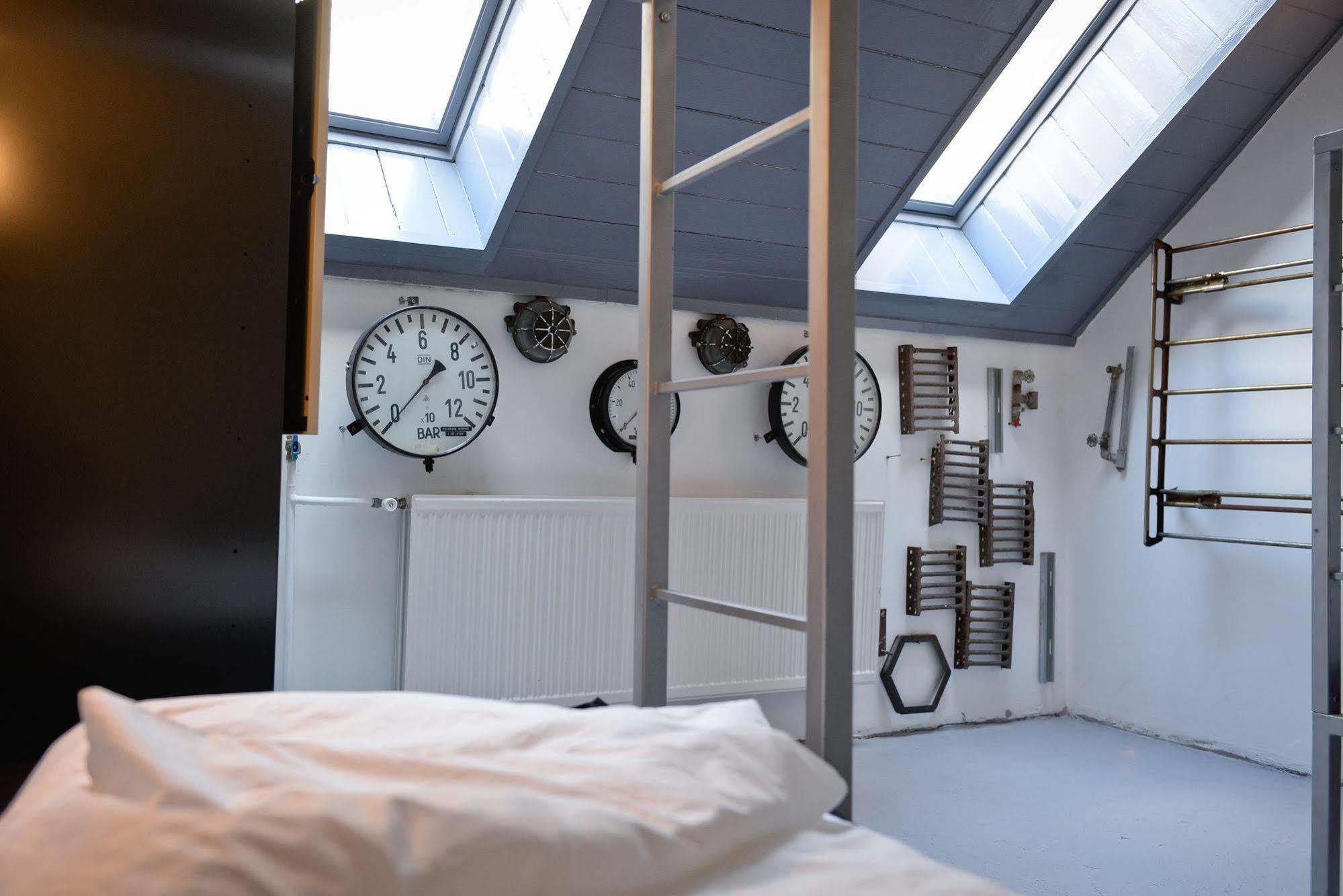 Twin Room with Private Bathroom